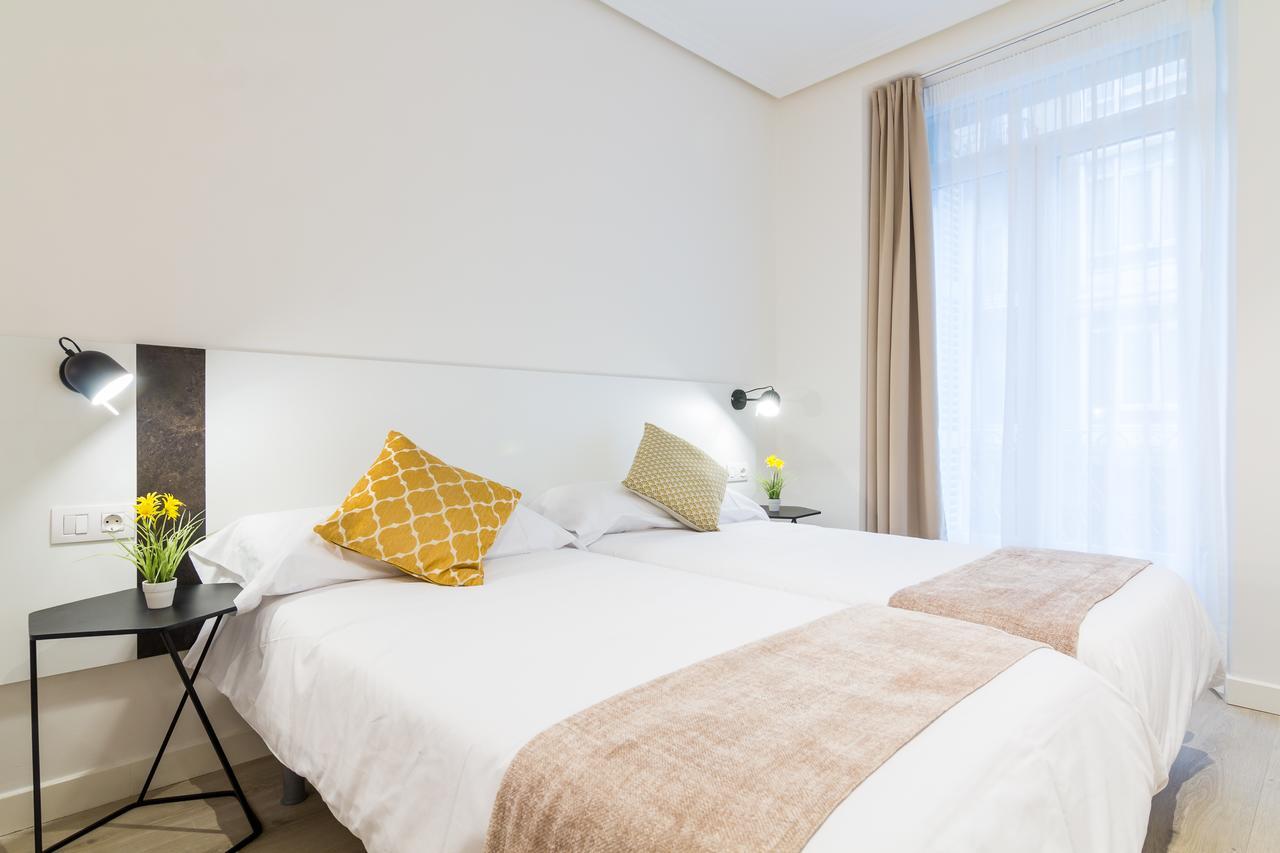 Pension Buenpas San Sebastián Exteriör bild